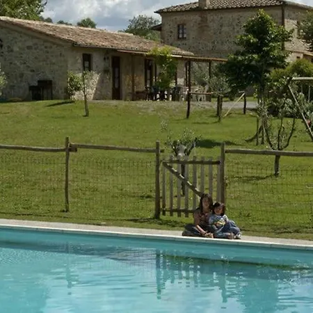 Quaint In Citt Della Pieve With Pool Città della Pieve