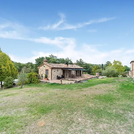 Quaint In Citt Della Pieve With Pool
