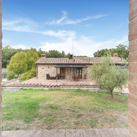 Quaint In Citt Della Pieve With Pool