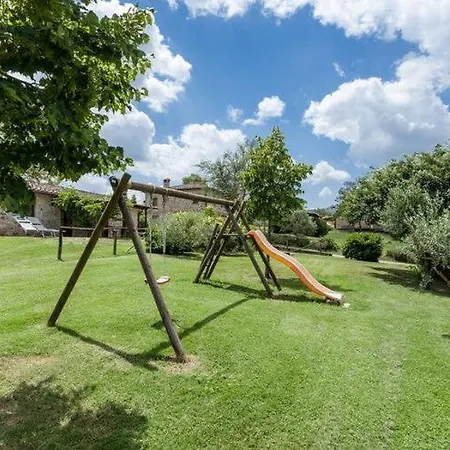 Quaint In Citt Della Pieve With Pool 度假居 *